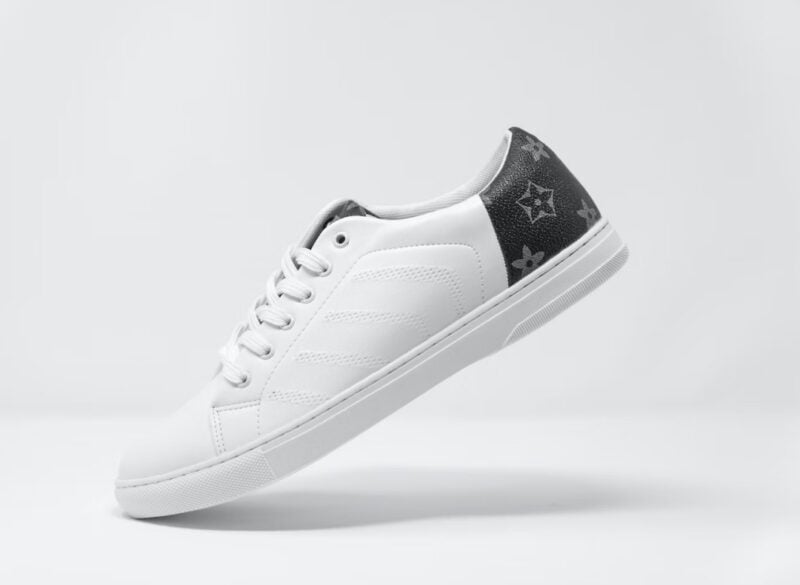 Nyke Shox - Image 2