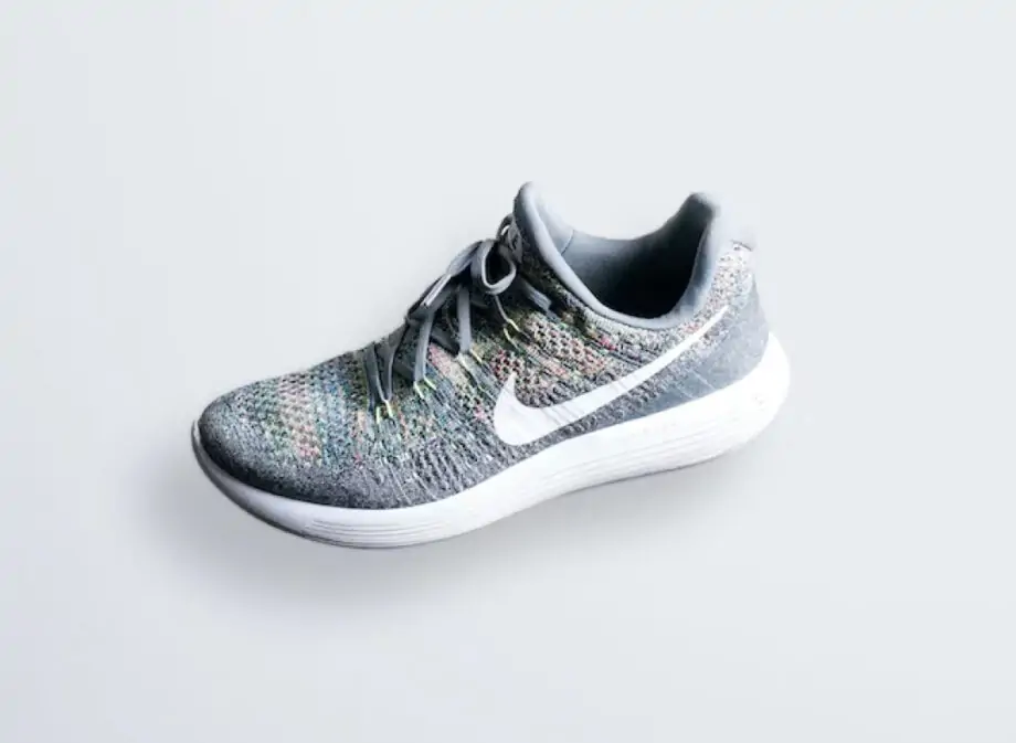 Nyke Venture Shoes