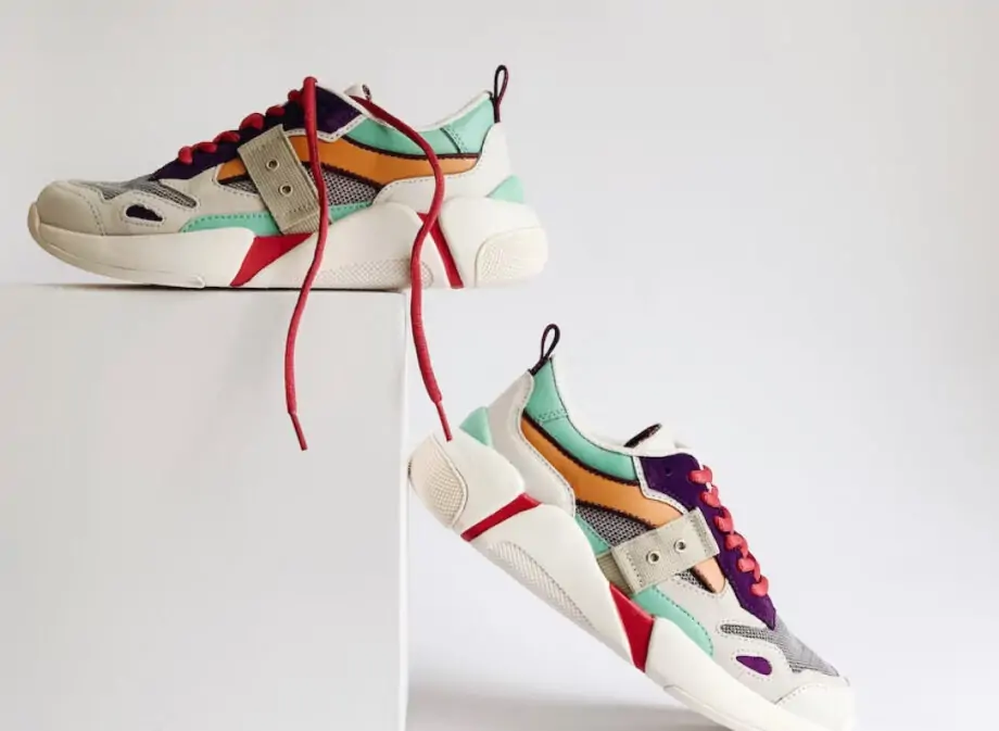 Running Shoes